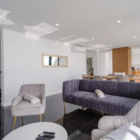 Guestready - Madeiran Oasis With Ocean View דירה Campanário