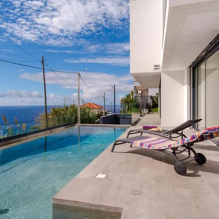 Guestready - Madeiran Oasis With Ocean View דירה