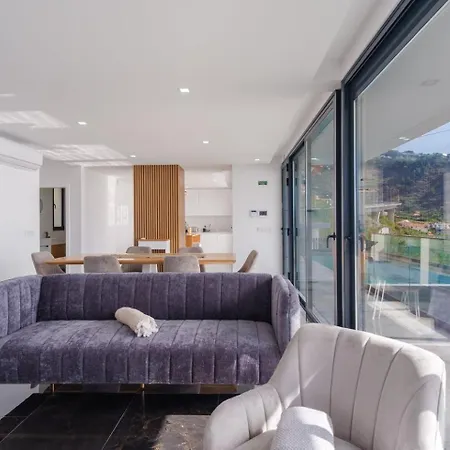 דירה Guestready - Madeiran Oasis With Ocean View Campanário
