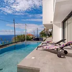 Guestready - Madeiran Oasis With Ocean View Villa